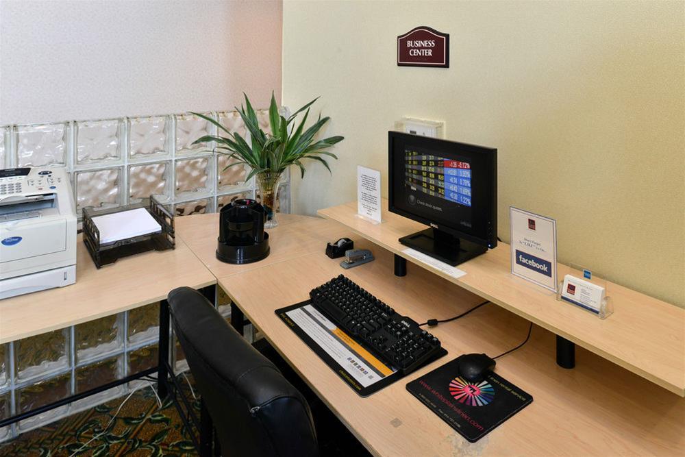 ホテル コンフォート スイーツ ニア ゲティスバーグ バトルフィールド ビジター センター エクステリア 写真